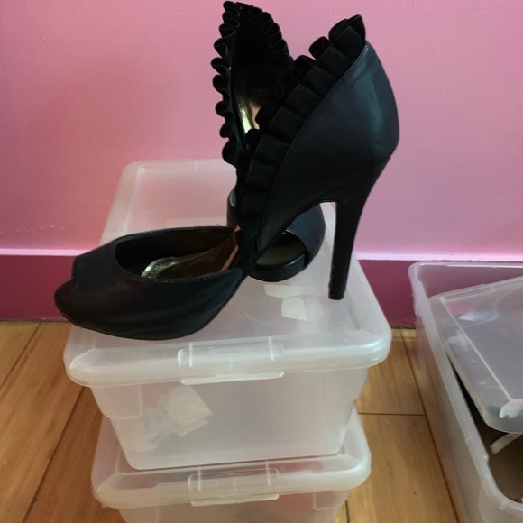 Shoes - Picture 2 of 2